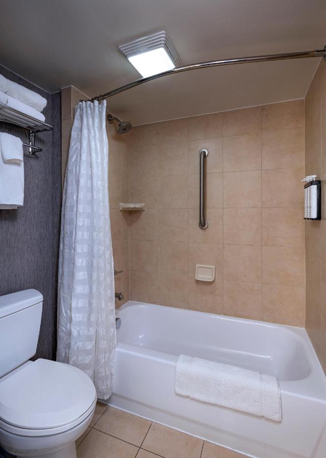 Guestroom 2 Doubles at Hyatt Place Austin The Domain Area