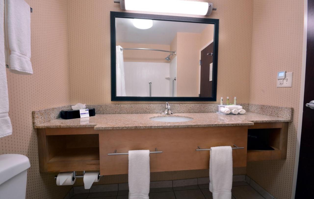 | Holiday Inn Express Hotel & Suites High Point South, an IHG Hotel