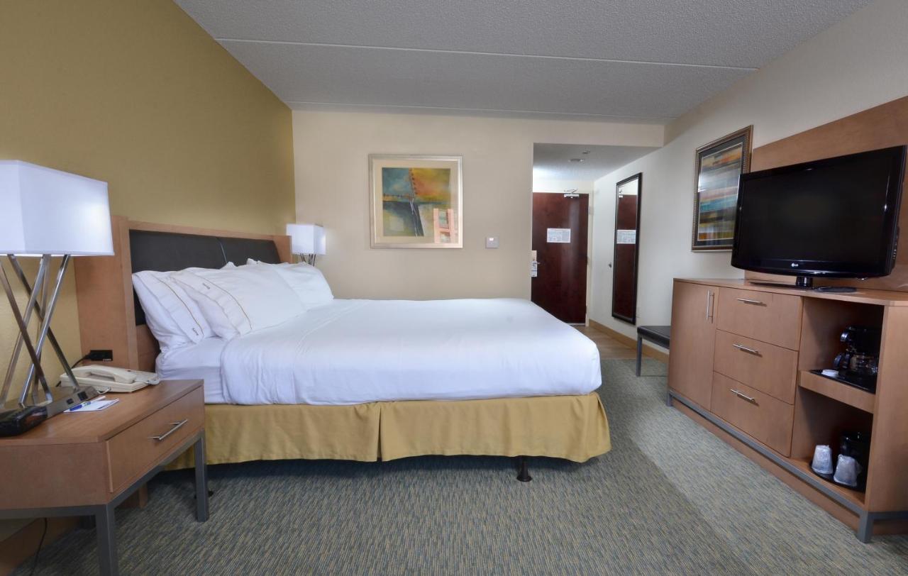 | Holiday Inn Express Hotel & Suites High Point South, an IHG Hotel