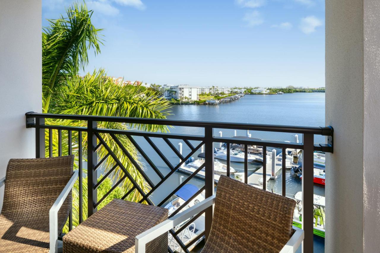 One-Bedroom King Suite at Hyatt House Naples/5th Avenue