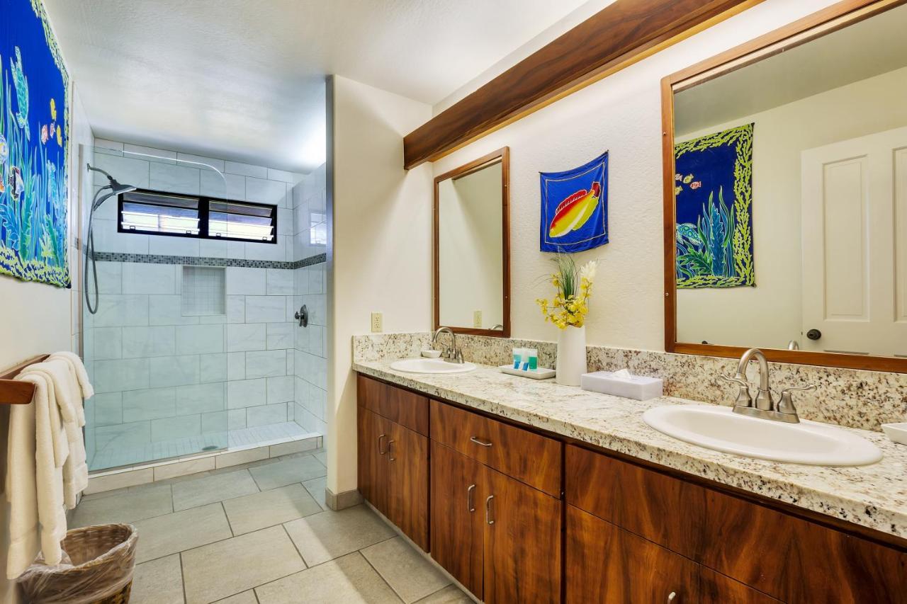 | Kanaloa at Kona by Castle Resorts & Hotels