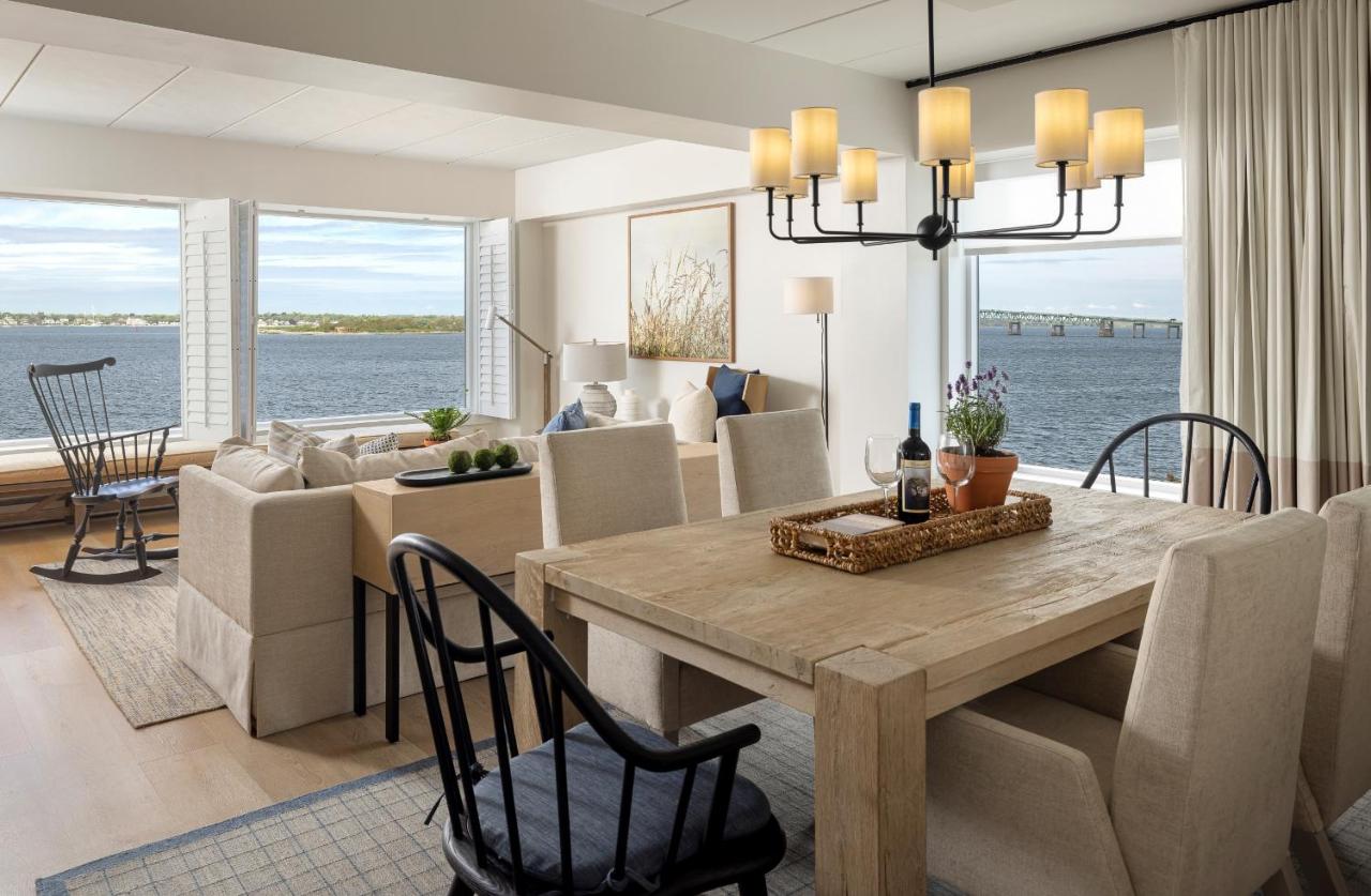 | Newport Harbor Island Resort