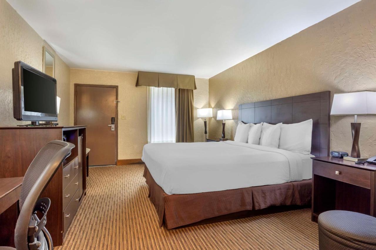 King Room - Non-Smoking at Best Western Of Hope