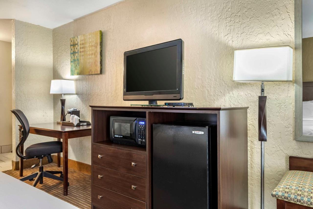 King Room - Non-Smoking at Best Western Of Hope