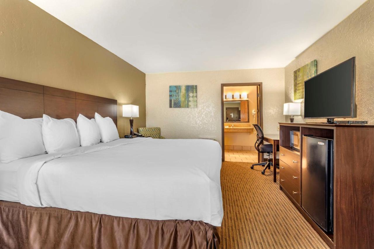 King Room - Accessible at Best Western Of Hope