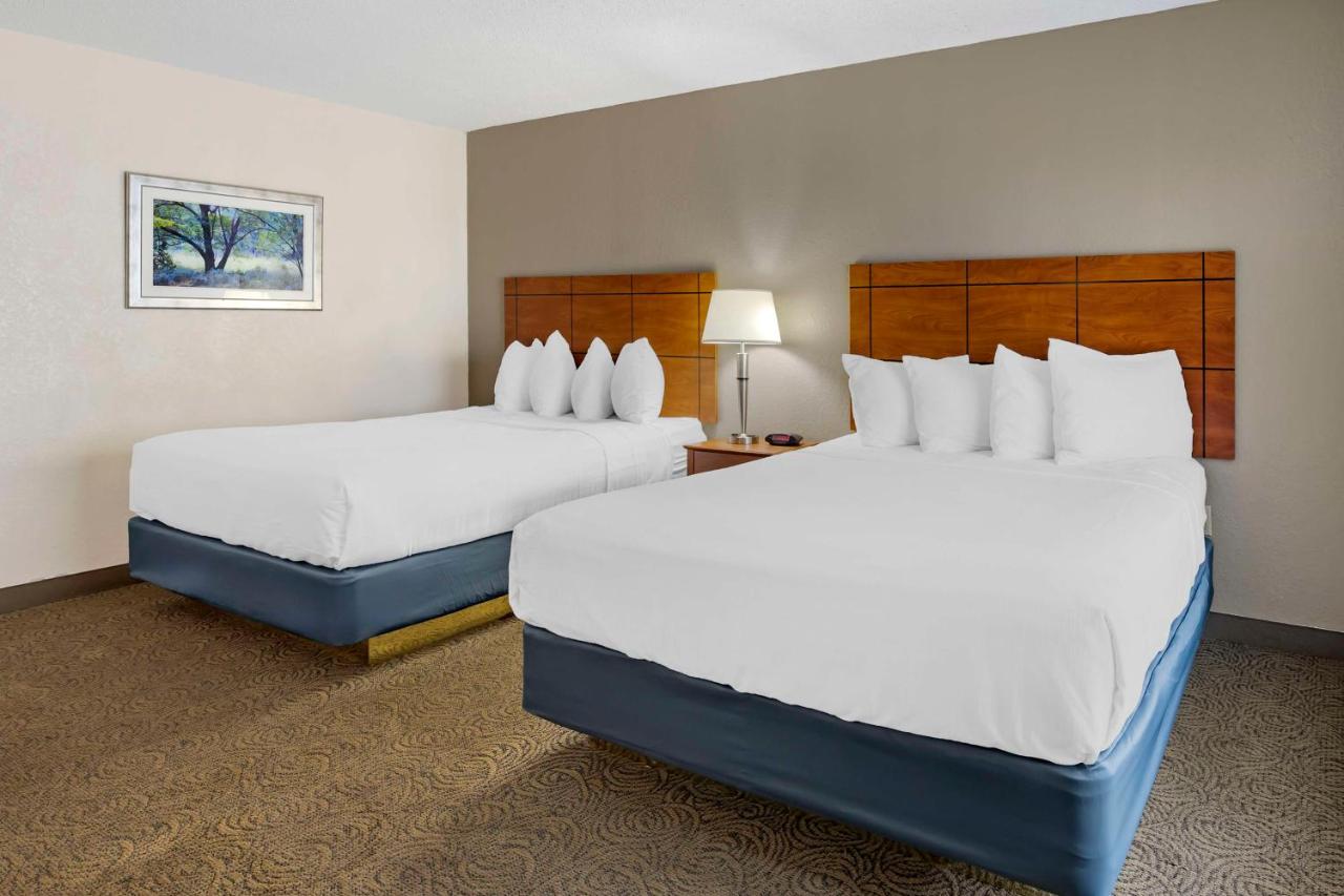| Best Western Thunderbird Motel