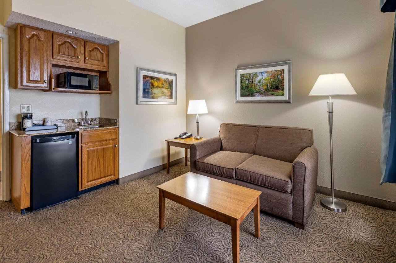 | Best Western Thunderbird Motel