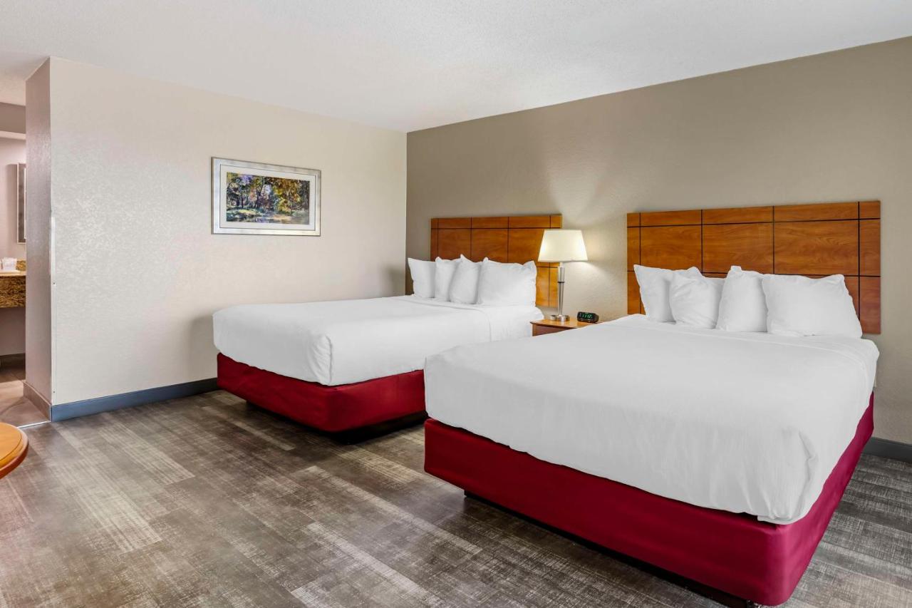| Best Western Thunderbird Motel