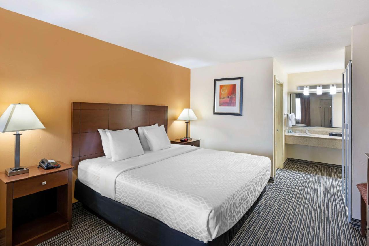 | Best Western Snyder Inn