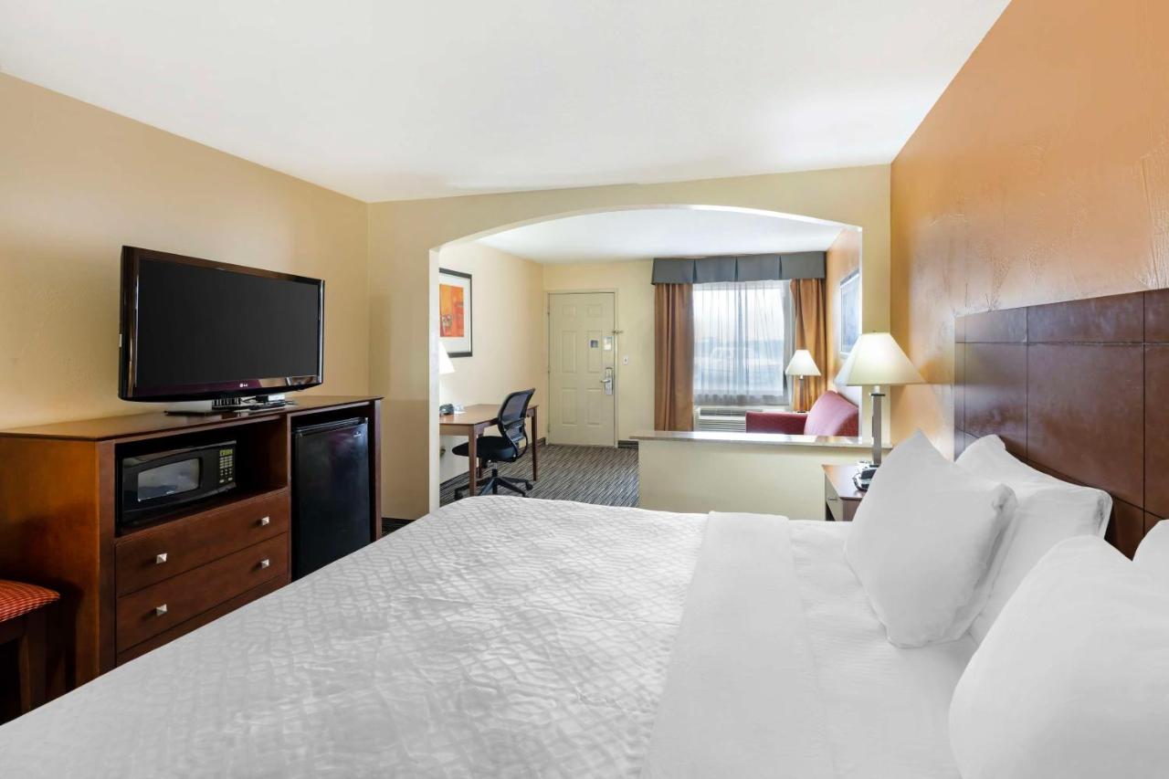 | Best Western Snyder Inn