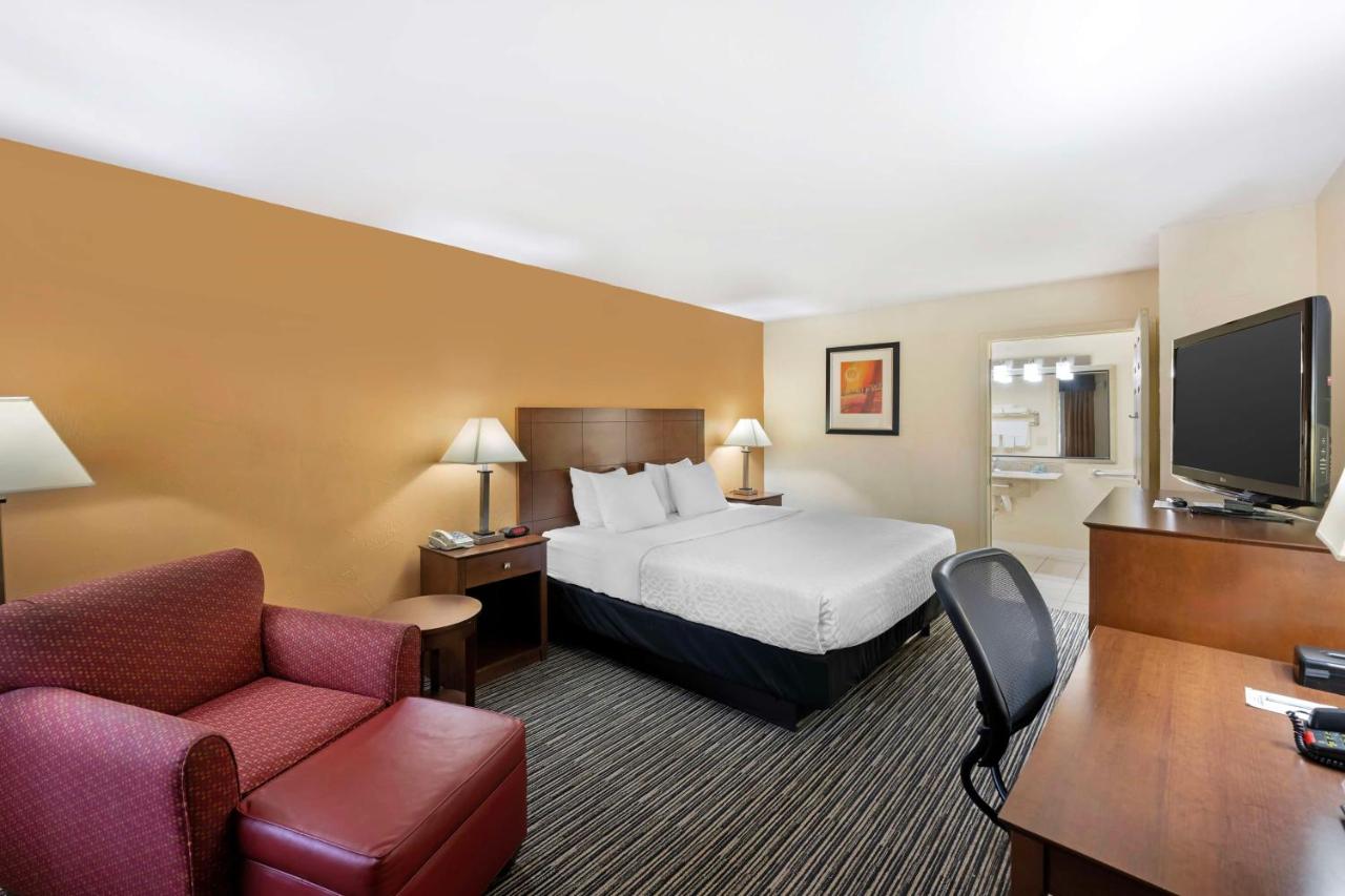 | Best Western Snyder Inn