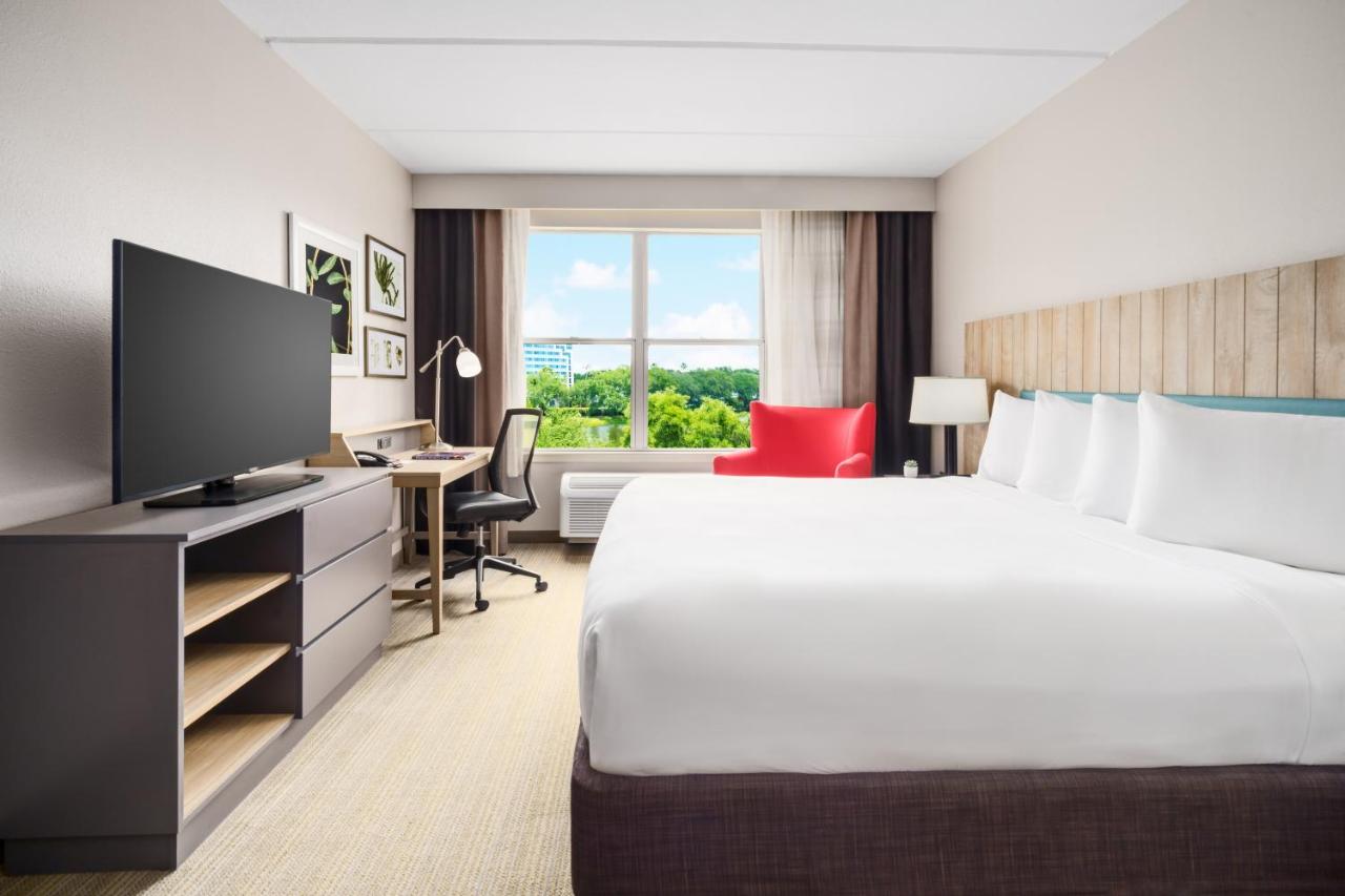 One-Bedroom King Suite - Disability Access at Country Inn & Suites by Radisson, Orlando Airport, FL
