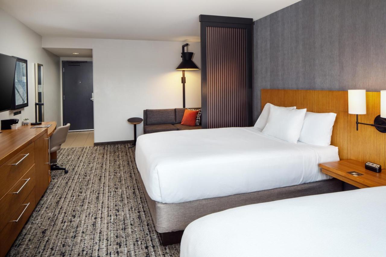 Queen Room - High Floor at Hyatt Place Nashville Downtown