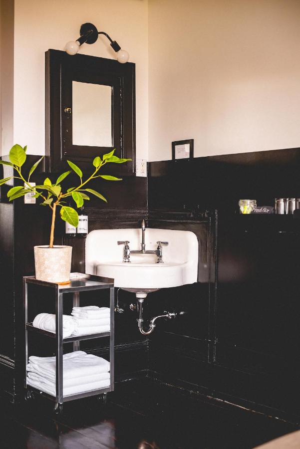 Deluxe Double Room at The Clyde Hotel Portland by Kasa Living