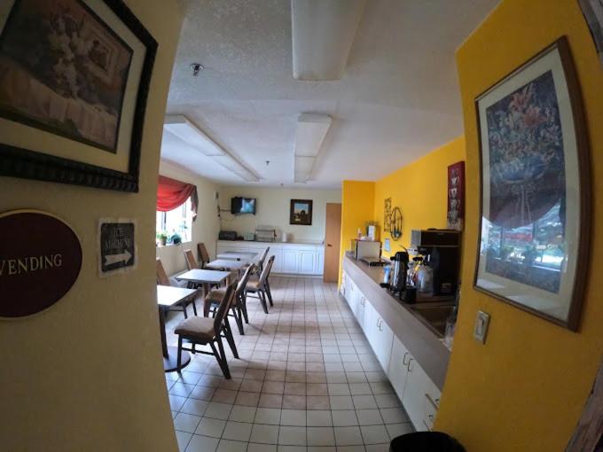 | Pleasant Stay Inn & Suites
