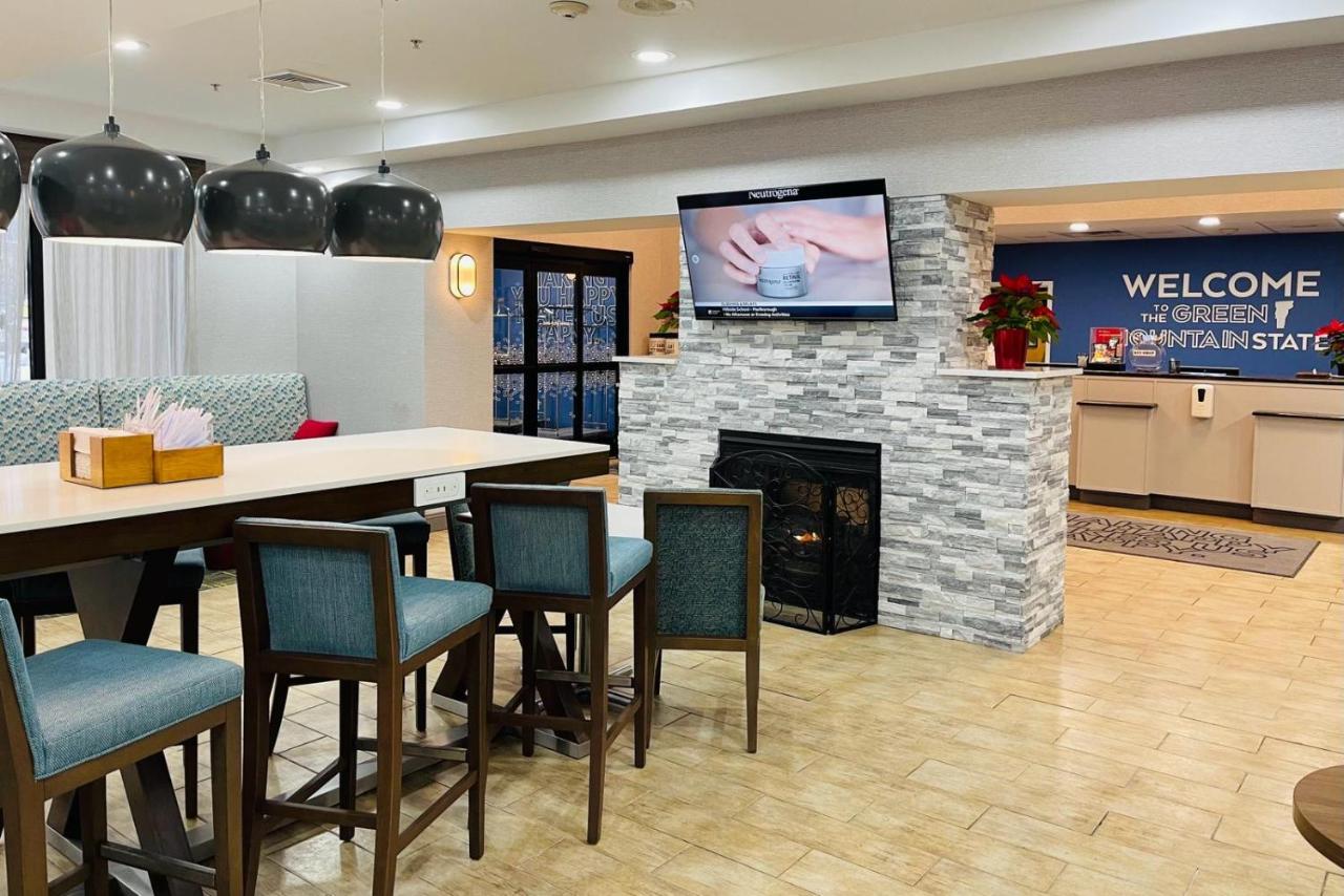 | Hampton by Hilton Brattleboro