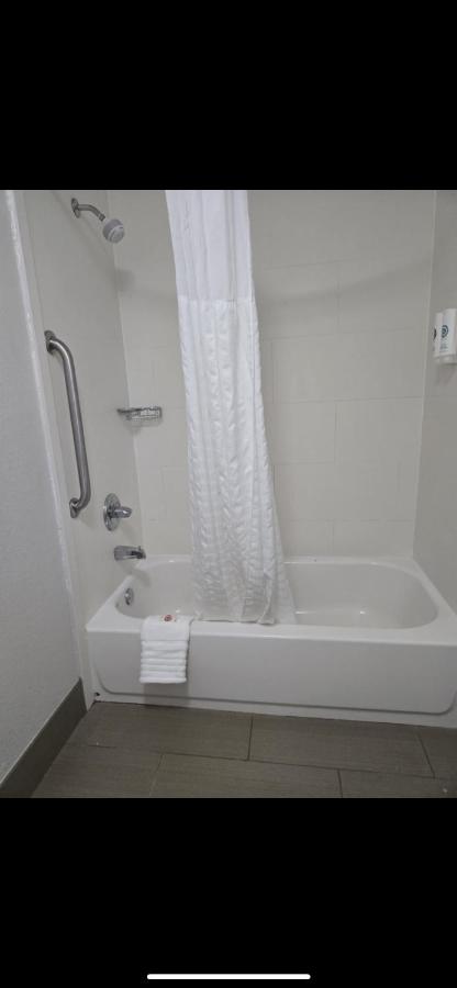 Queen Suite with Two Queen Beds - Non-Smoking at Comfort Suites Crossville