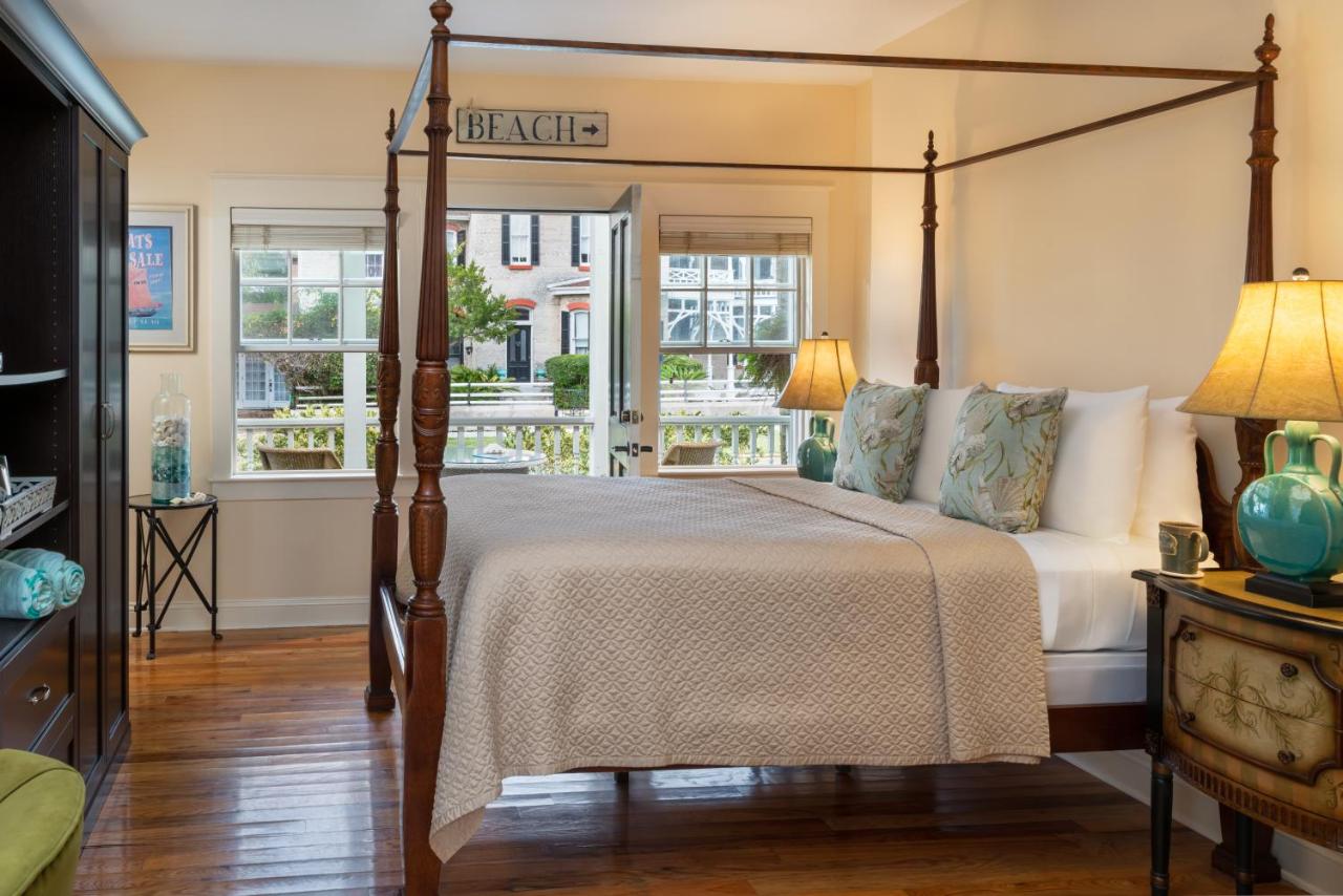 | The Addison on Amelia