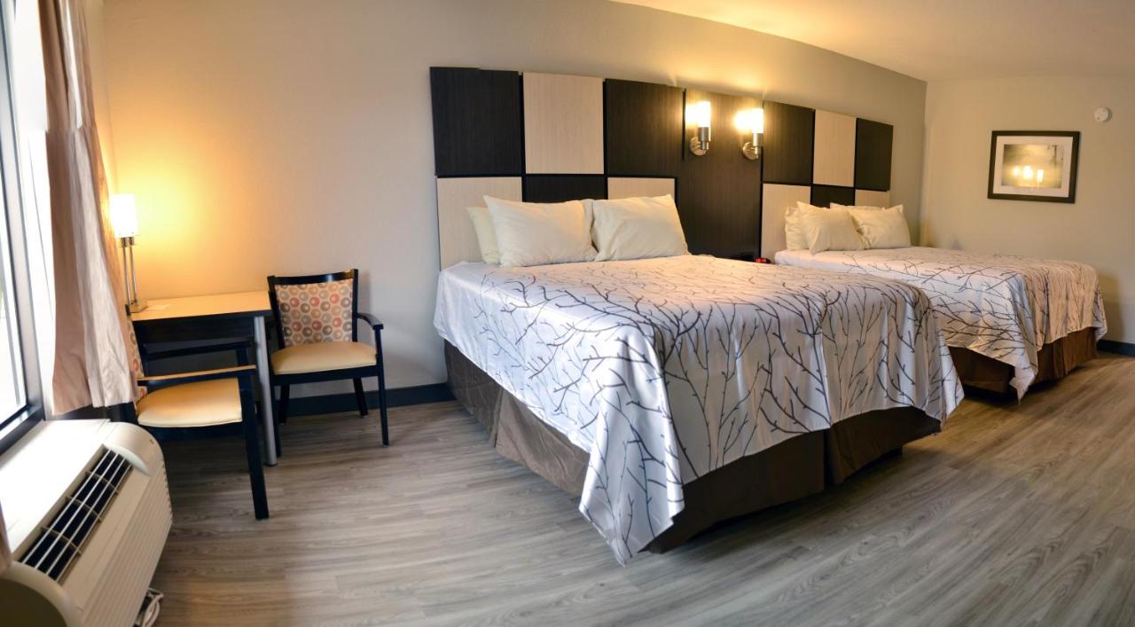 | Best Western Cades Cove Inn