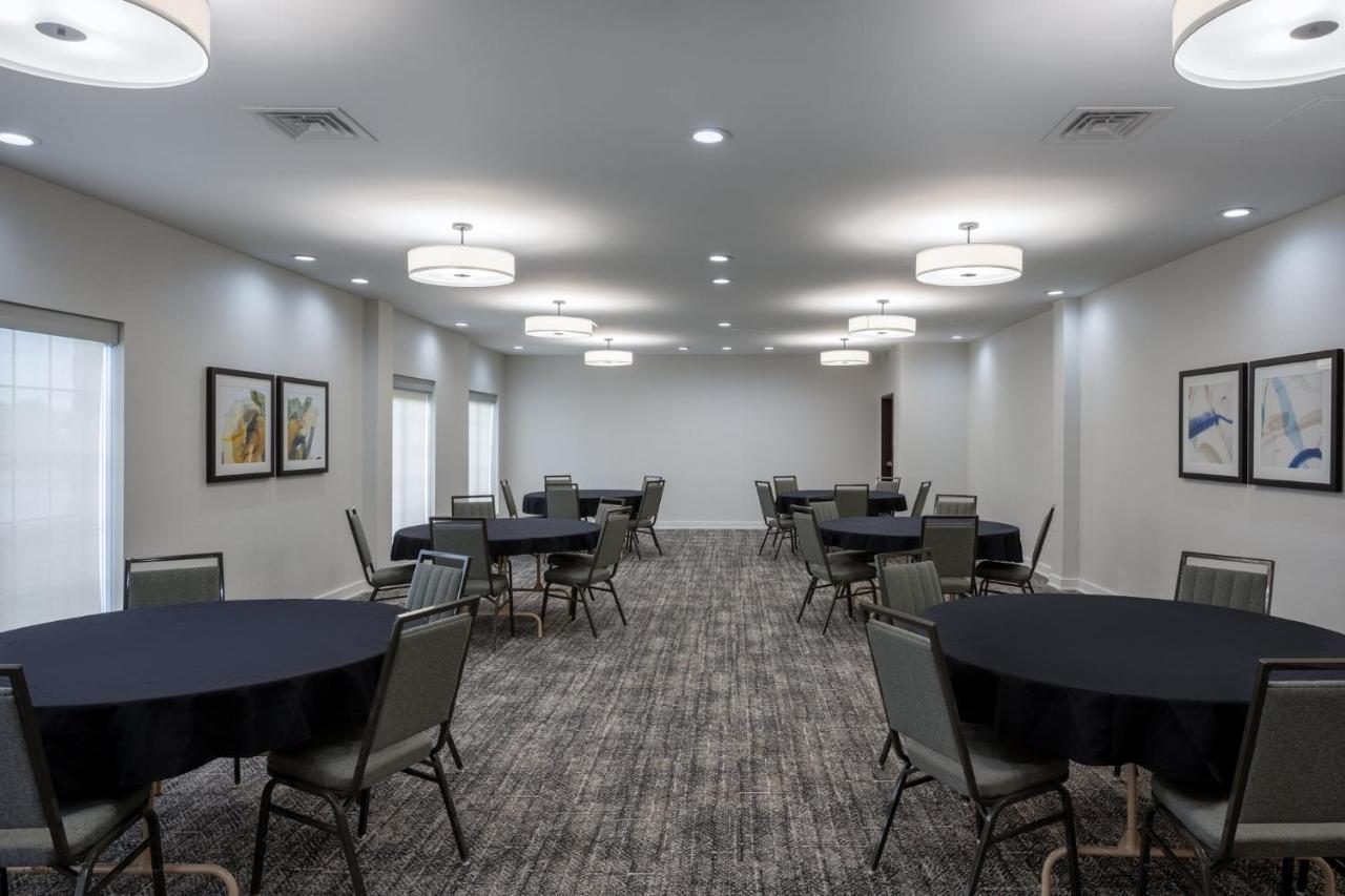 | Staybridge Suites West Des Moines, an IHG Hotel