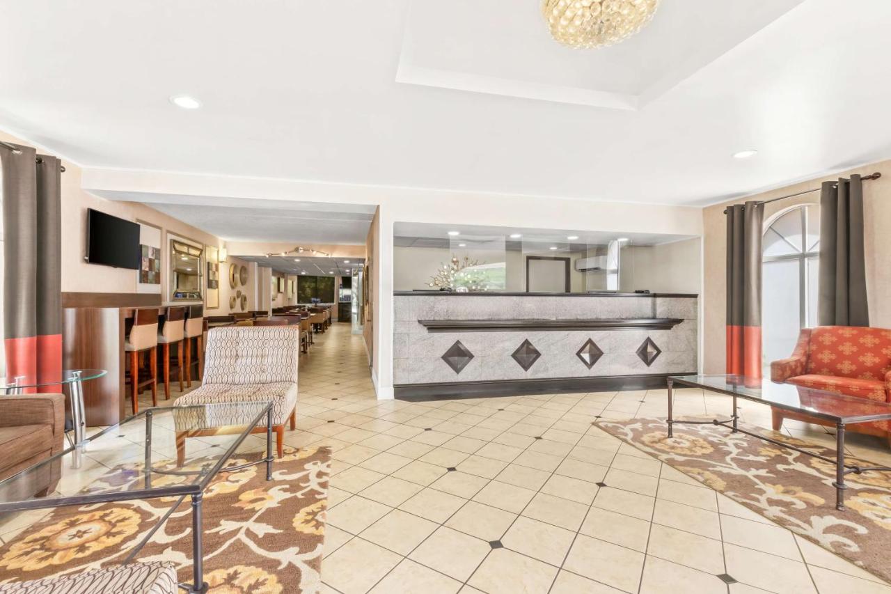 | Best Western Hazlet Inn