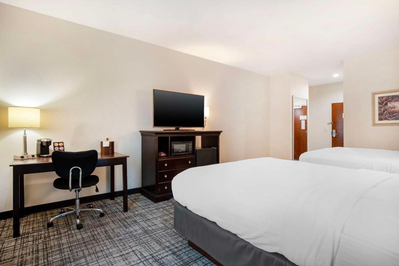 Queen Room with Two Queen Beds - Non-Smoking at Best Western Plus Greenville South
