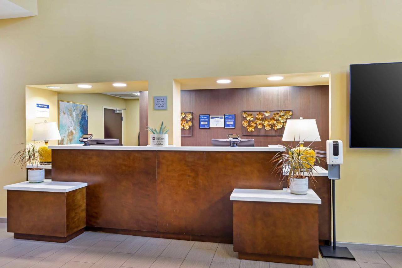 | Best Western Plus Thornburg Inn & Suites