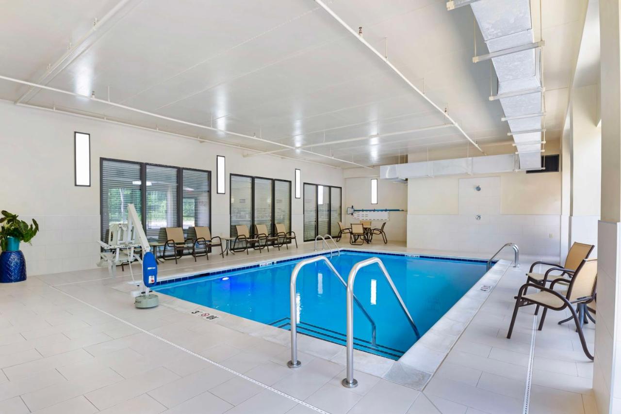 | Best Western Plus Thornburg Inn & Suites