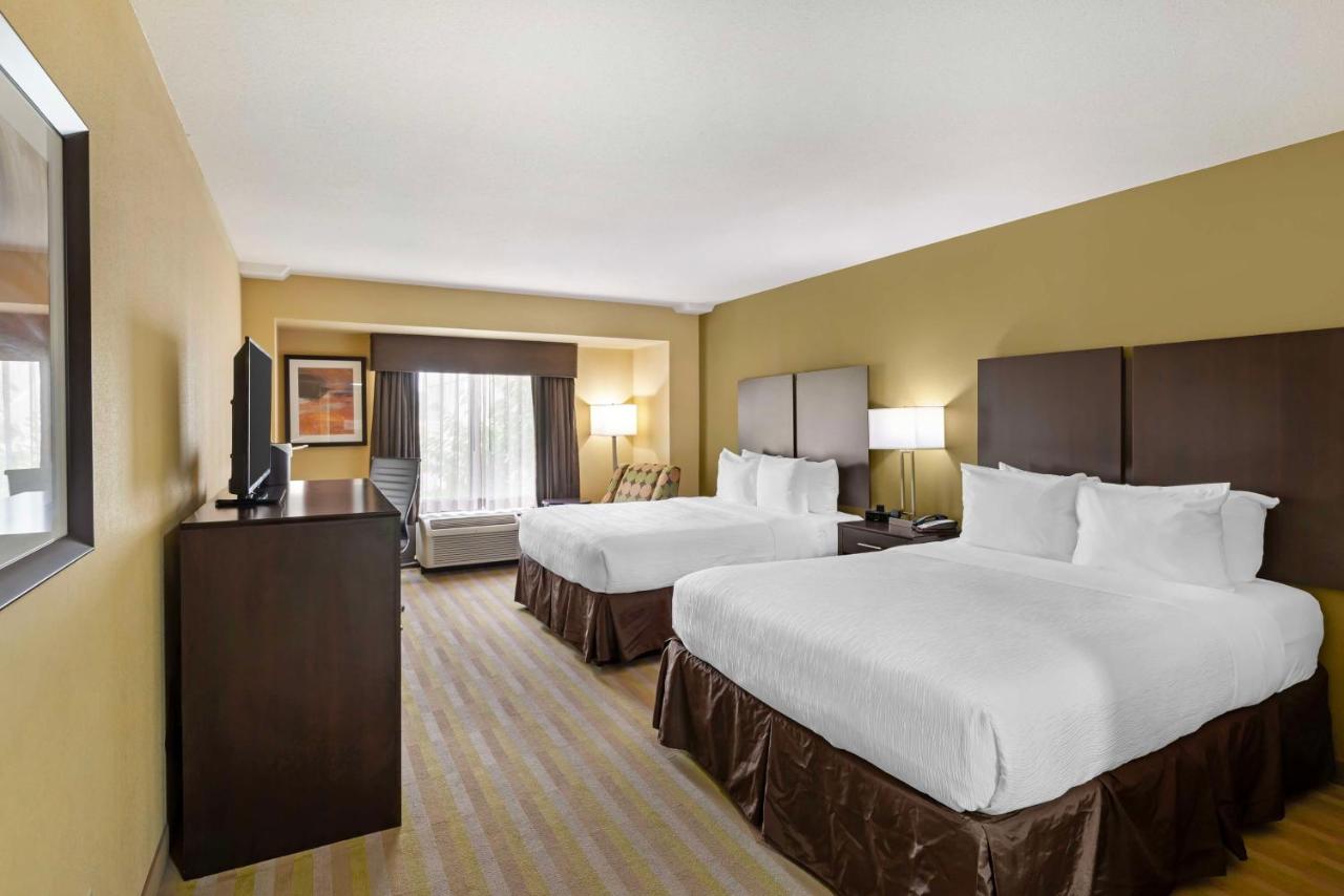 | Best Western Plus Thornburg Inn & Suites