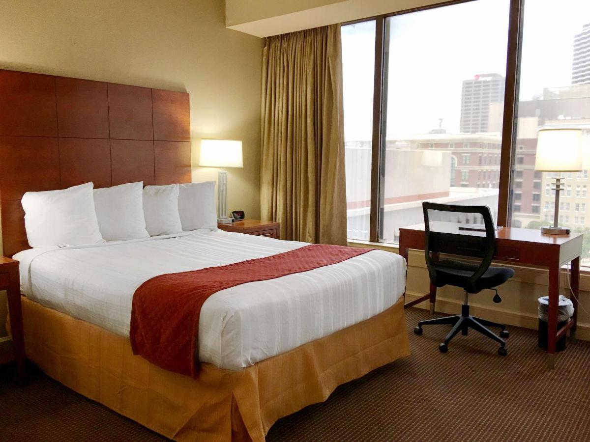 | Blake Hotel New Orleans, BW Signature Collection