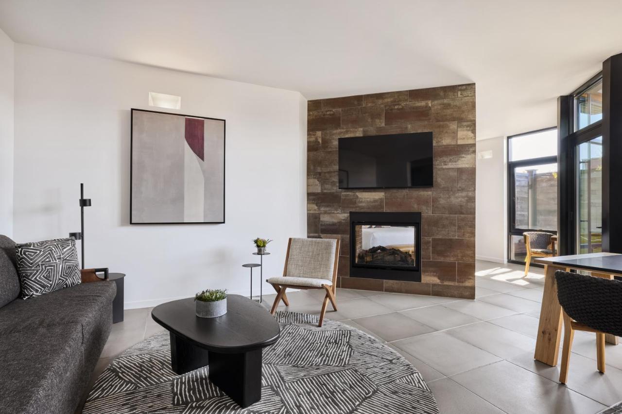 Superior King Suite at Bardessono Hotel and Spa