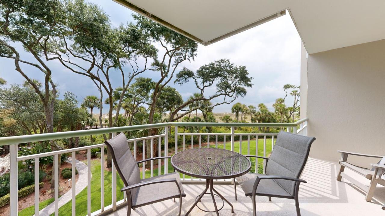  | 210 Windsor Place