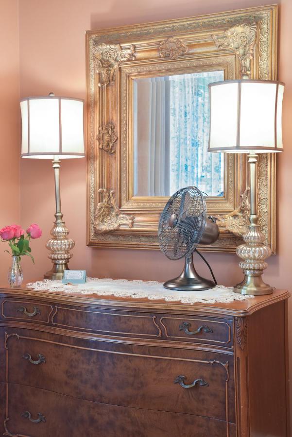 | The Foxglove Inn