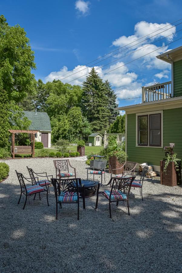 | The Foxglove Inn