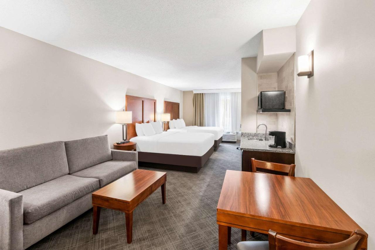 Superior Queen Suite with Two Queen Beds - Non-Smoking at Comfort Inn Duluth West