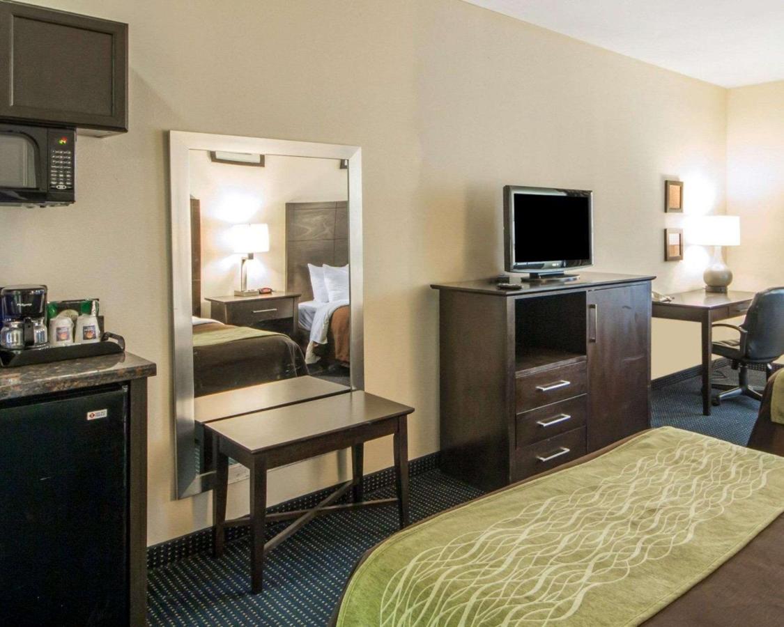 Deluxe Queen Room with Two Queen Beds - Non-Smoking at Quality Inn Tulsa - Downtown West