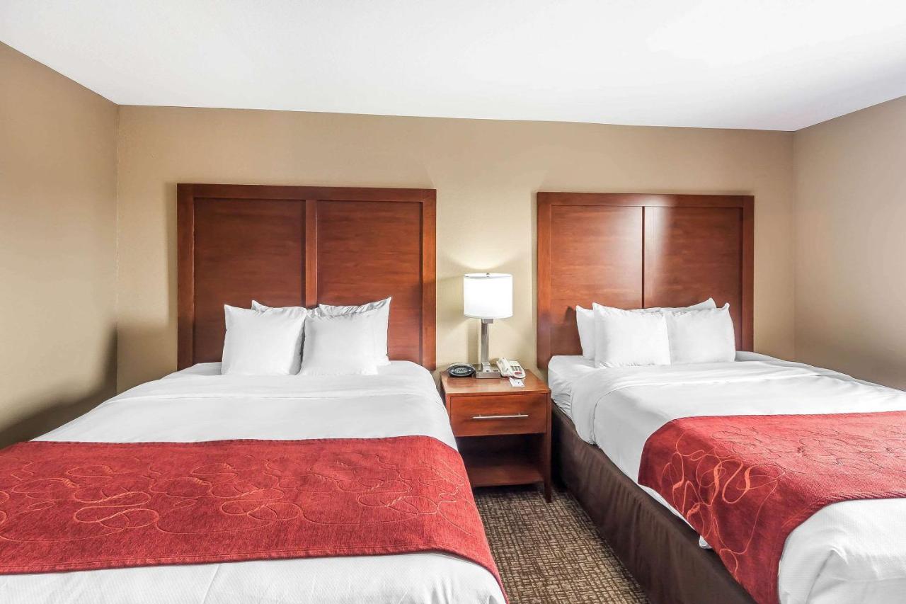 Queen Suite with Two Queen Beds at Comfort Suites Yukon - SW Oklahoma City