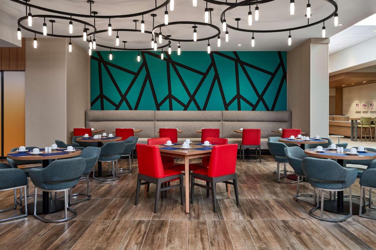 | Inn at Tewksbury