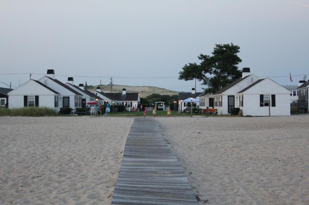 | Kalmar Village & Tradewinds