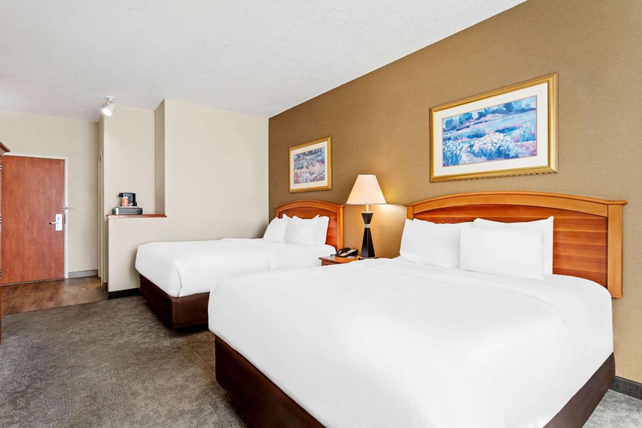 Standard Queen Room with Two Queen Beds - Non-Smoking at Comfort Inn & Suites I-25 near Spaceport America