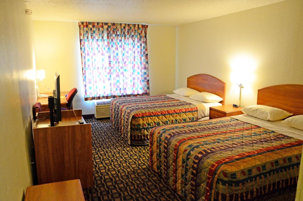 | Budget Host Inn