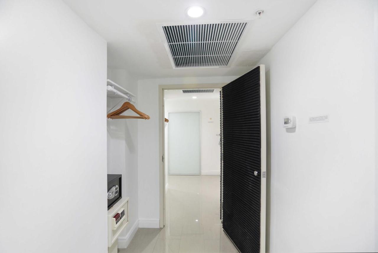 Three-Bedroom Two-Bath Suite with Kitchen at Hotel Belleza