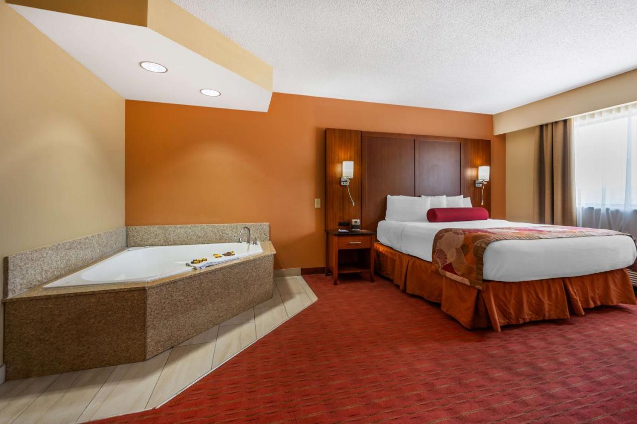 | Best Western Plus Georgetown Corporate Center Hotel