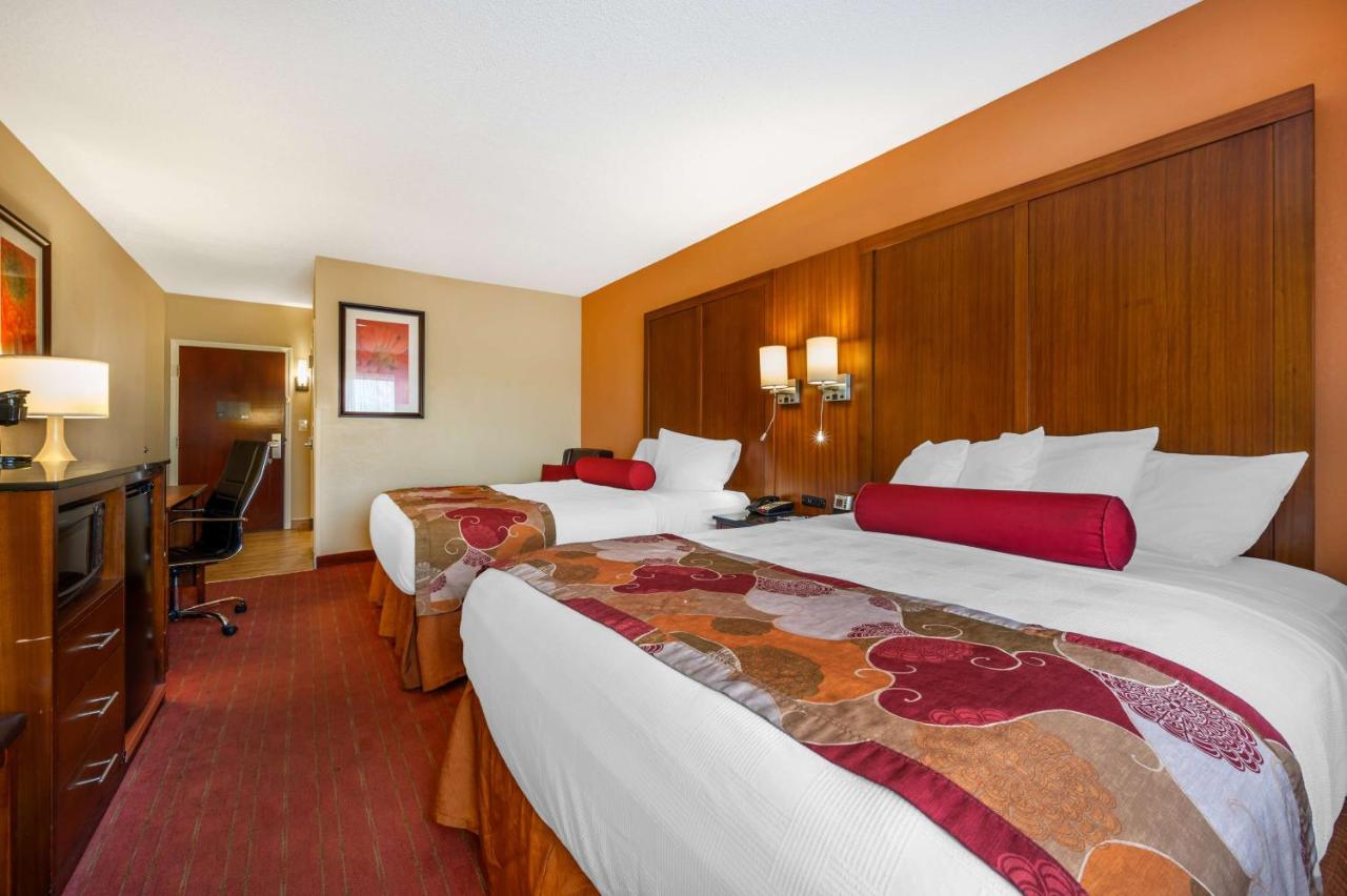 Queen Room with Two Queen Beds - Non-Smoking at Best Western Plus Georgetown Corporate Center Hotel