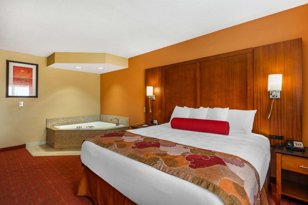 | Best Western Plus Georgetown Corporate Center Hotel