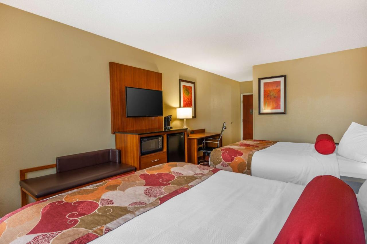 | Best Western Plus Georgetown Corporate Center Hotel
