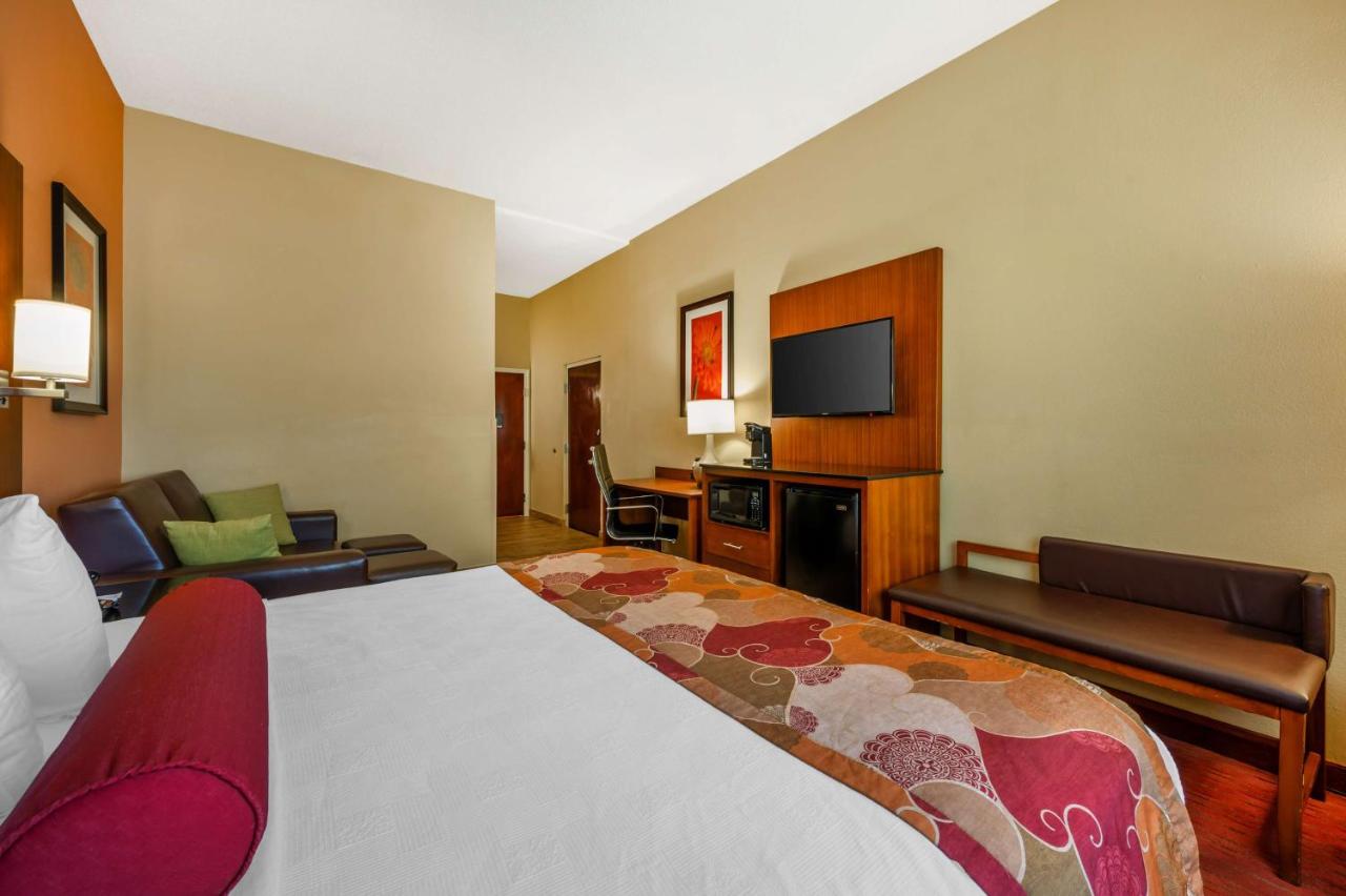 | Best Western Plus Georgetown Corporate Center Hotel