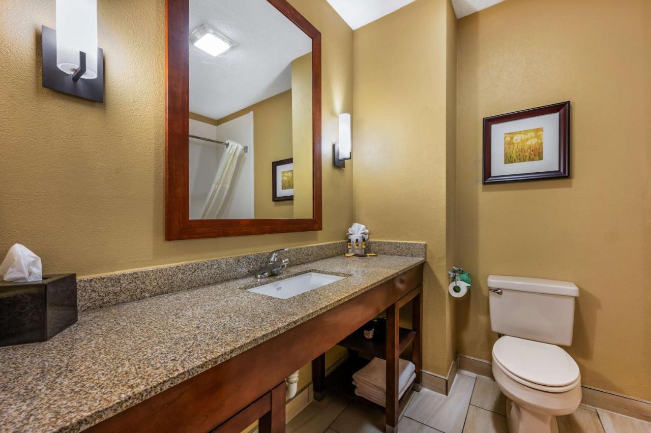 | Best Western Plus Georgetown Corporate Center Hotel