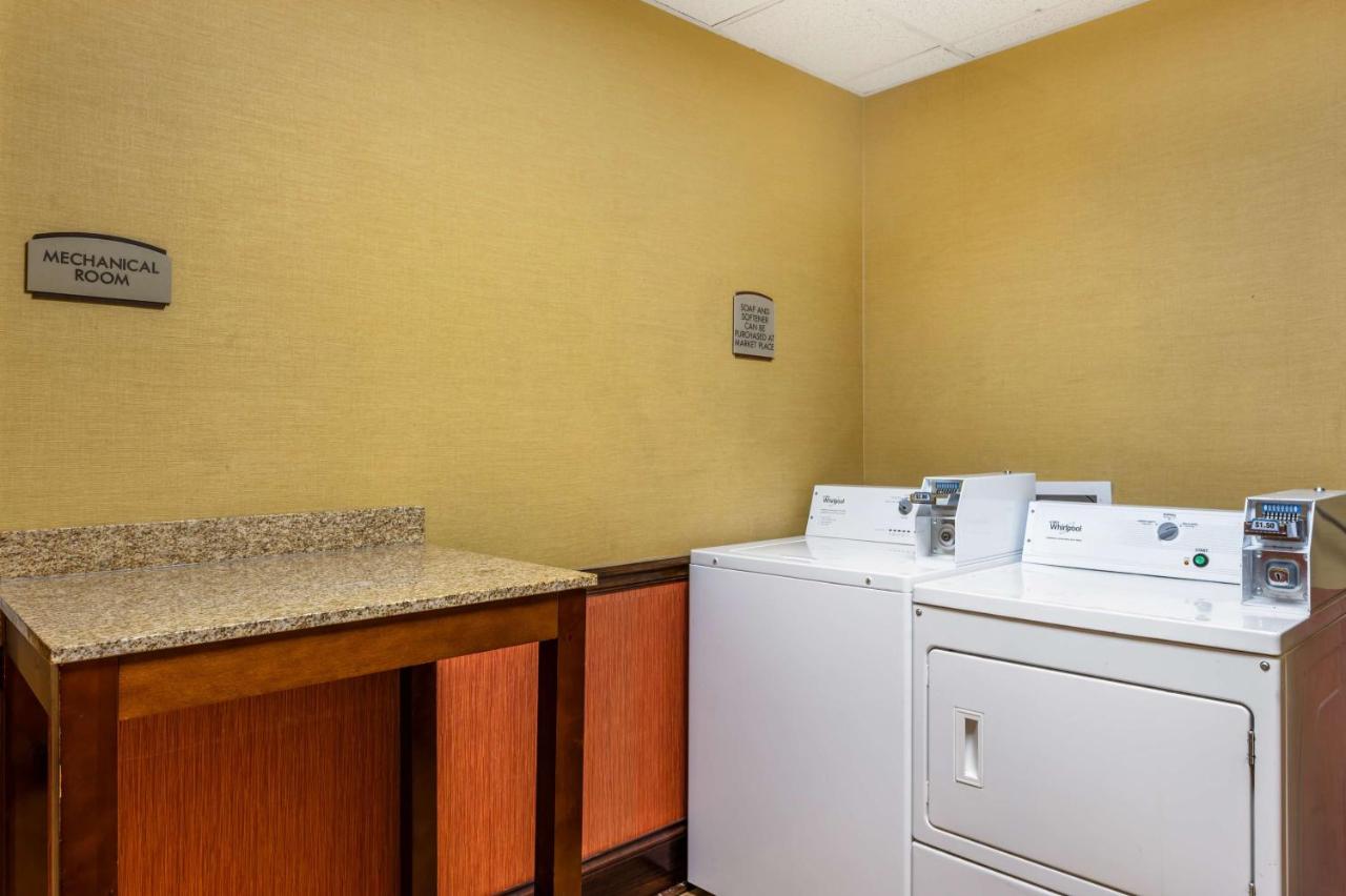 | Best Western Plus Georgetown Corporate Center Hotel