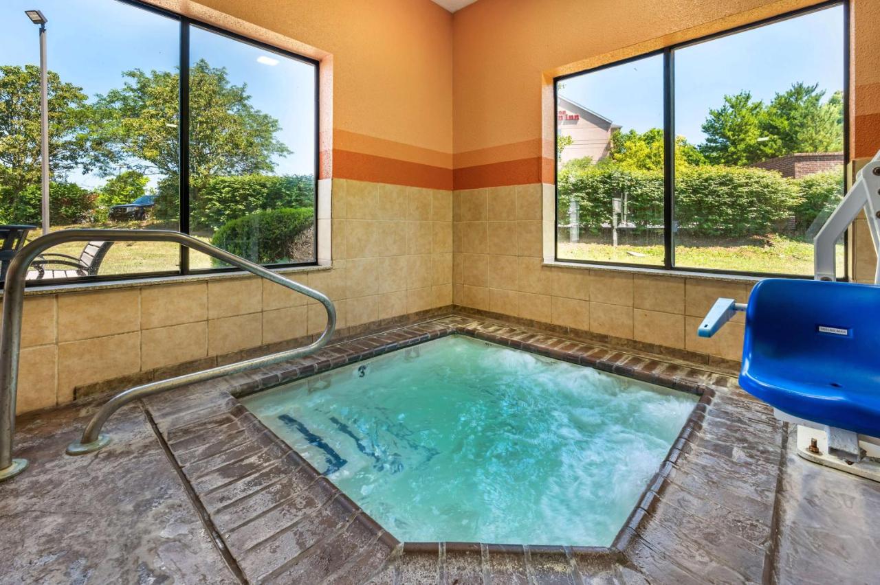  | Best Western Plus Georgetown Corporate Center Hotel